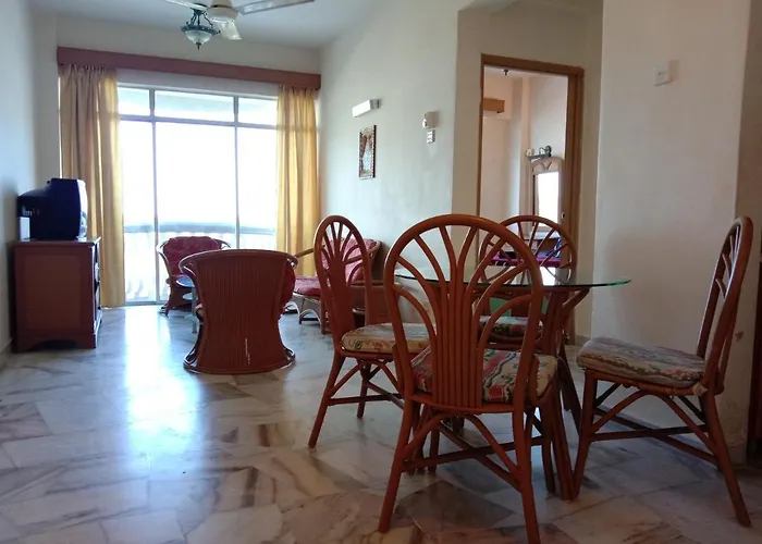 Glory Beach Resort Private Apartment