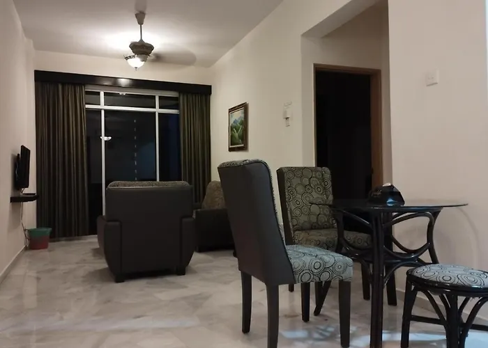 Glory Beach Resort Private Apartment